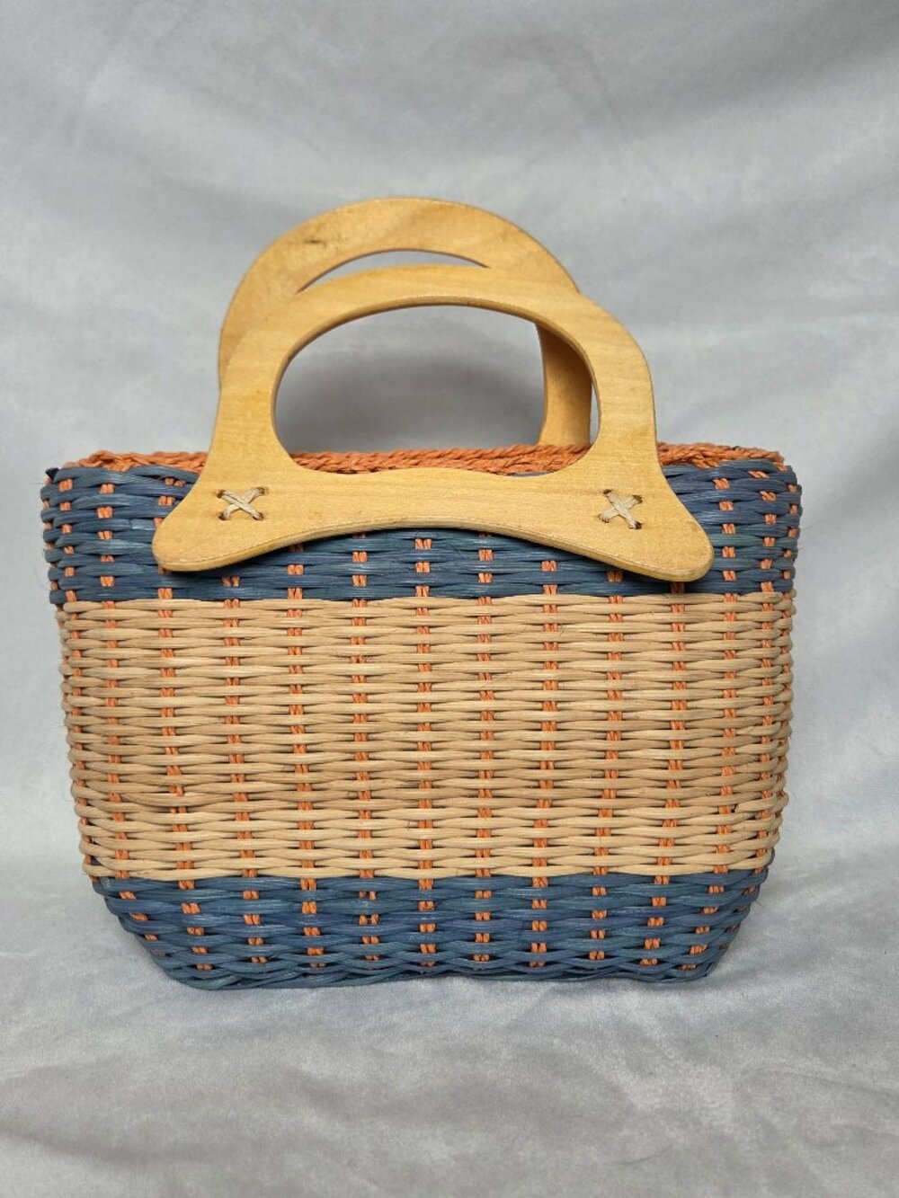 vintage wicker purse